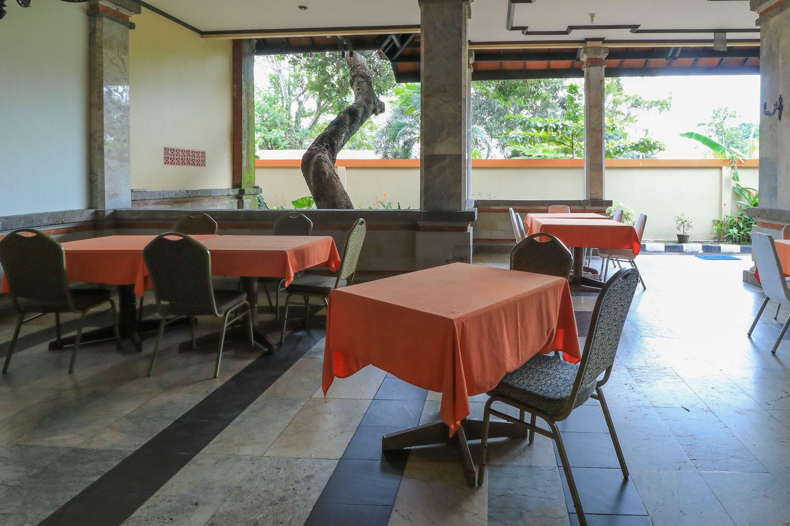 Hotel Oranjje Denpasar Zewnętrze zdjęcie