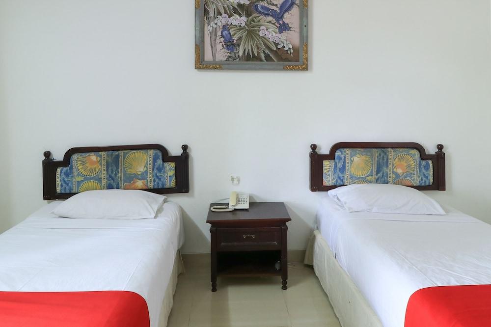 Hotel Oranjje Denpasar Zewnętrze zdjęcie