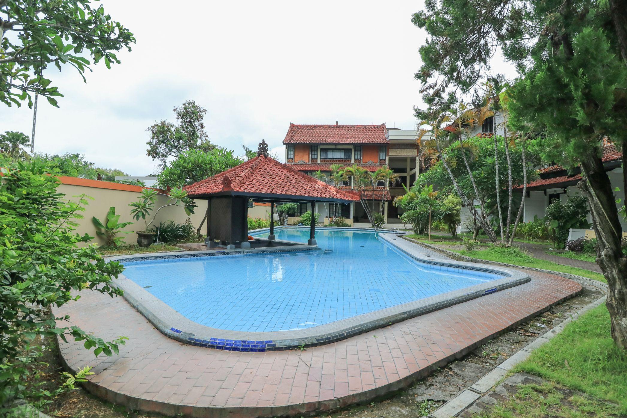 Hotel Oranjje Denpasar Zewnętrze zdjęcie