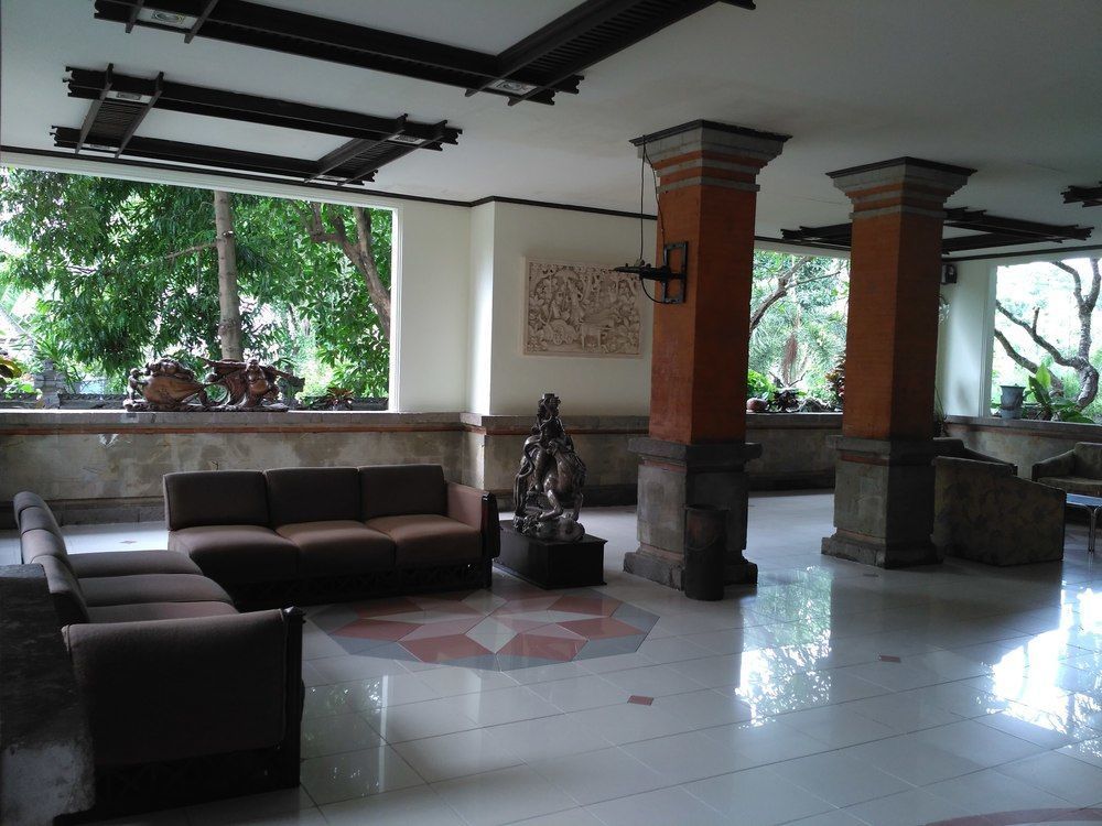 Hotel Oranjje Denpasar Zewnętrze zdjęcie
