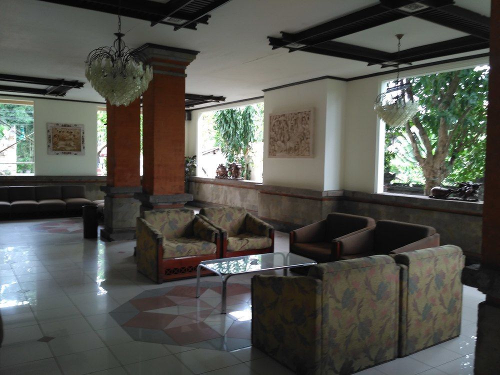 Hotel Oranjje Denpasar Zewnętrze zdjęcie