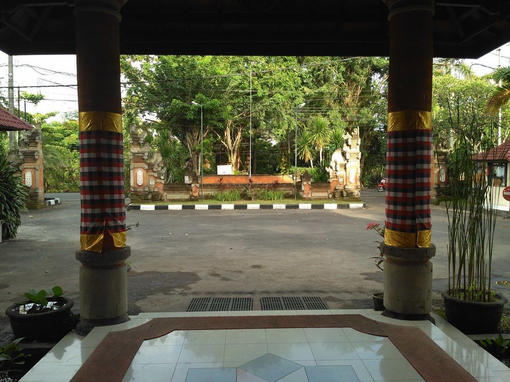 Hotel Oranjje Denpasar Zewnętrze zdjęcie